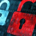 FlixOnline, nuovo virus sfrutta i nomi di Netflix e WhatsApp FlixOnline, nuovo virus sfrutta i nomi di Netflix e WhatsApp