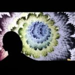 Una galleria fisica di New York spiega al pubblico l’arte digitale