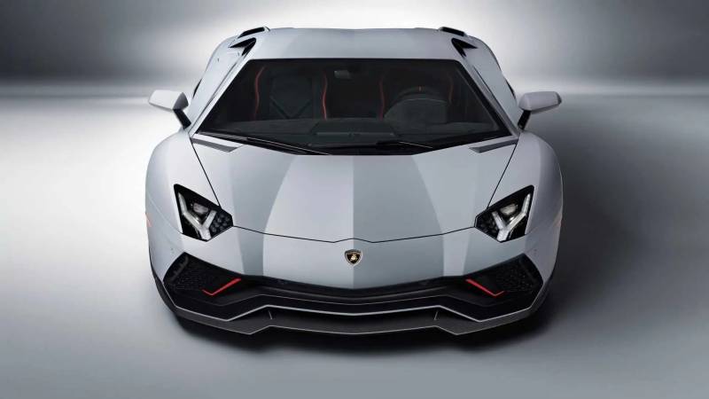 ORA-IN-ARRIVO-GLI-NFT-UFFICIALI-DI-LAMBORGHINI-800x450-1
