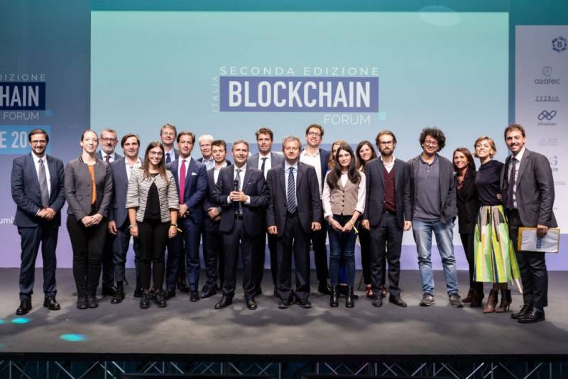 AL-VIA-BLOCKCHAIN-FORUM-ITALIA-2021-800x534-1