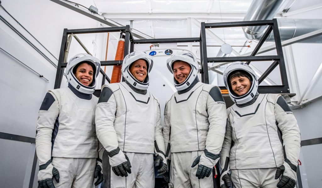 SpaceX-Crew-4-Quarentine-1024x598-1