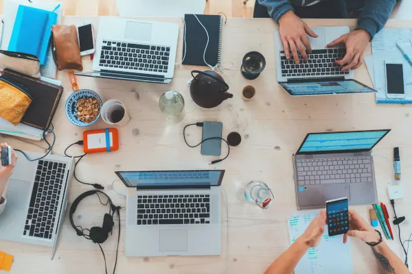IMG-Aziende-smart_come-la-digitalizzazione-influisce-positivamente-sui-processi-aziendali-1