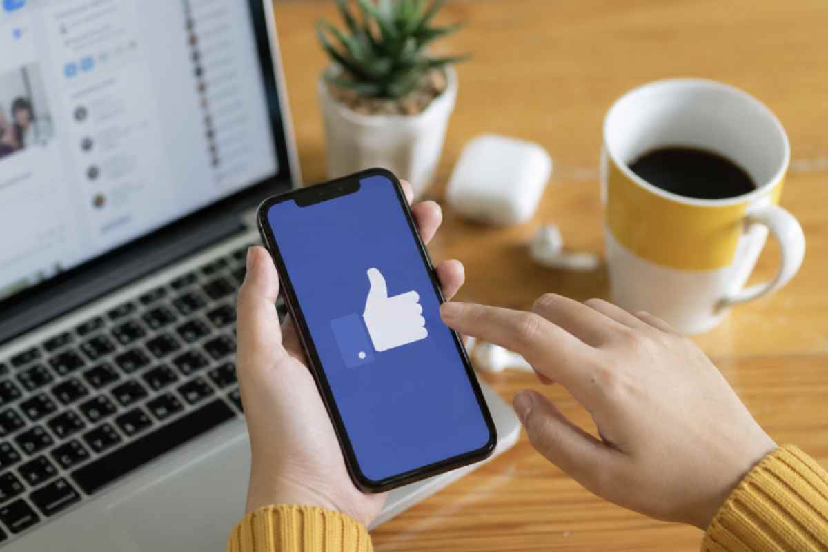 Nel tempo il social di Meta è diventato molto più complicato rispetto agli inizi: notifiche, privacy, feed personalizzati