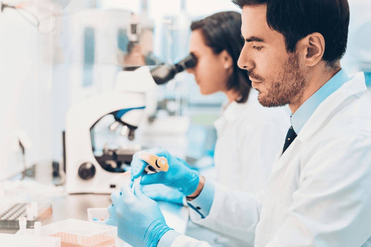 Tecnici di laboratorio